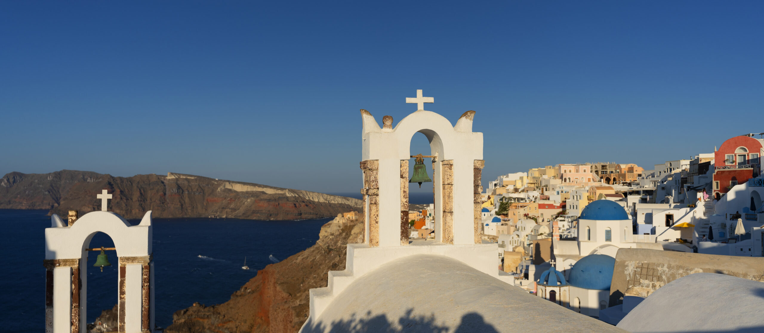 Santorini Travel Guide