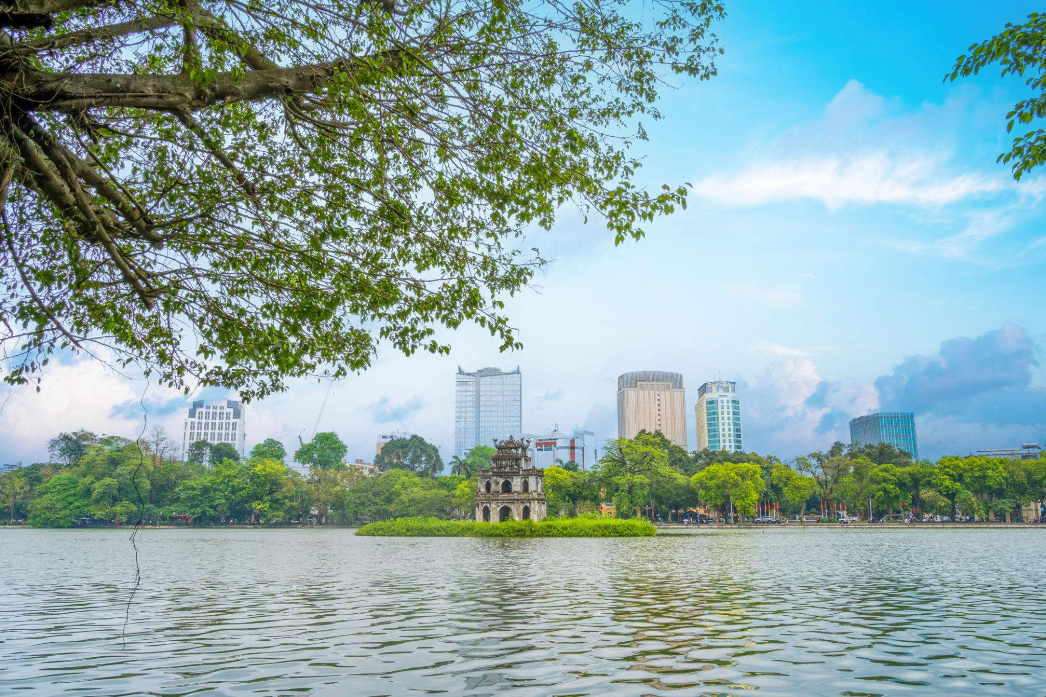 Hanoi – Culture, Chaos, and Character
