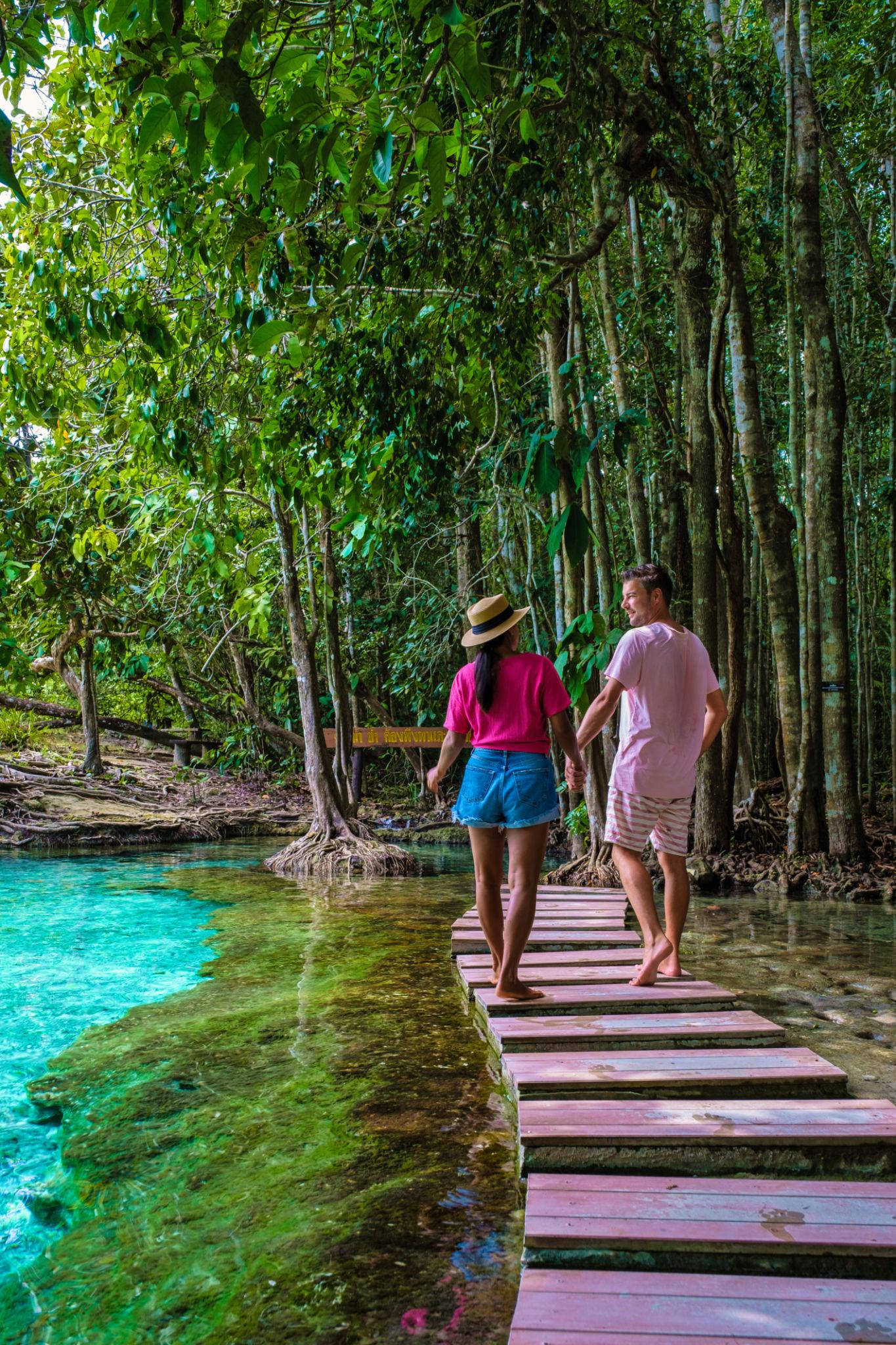  Krabi – Nature, Cliffs & Calm Vibes